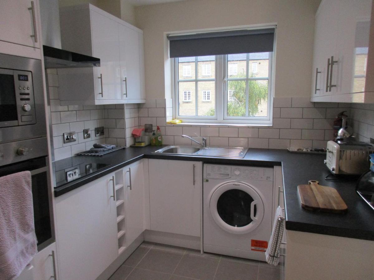 20 Nightingale Gardens, Coton Park, Rugby Cv23 0Wt Apartment Exterior foto